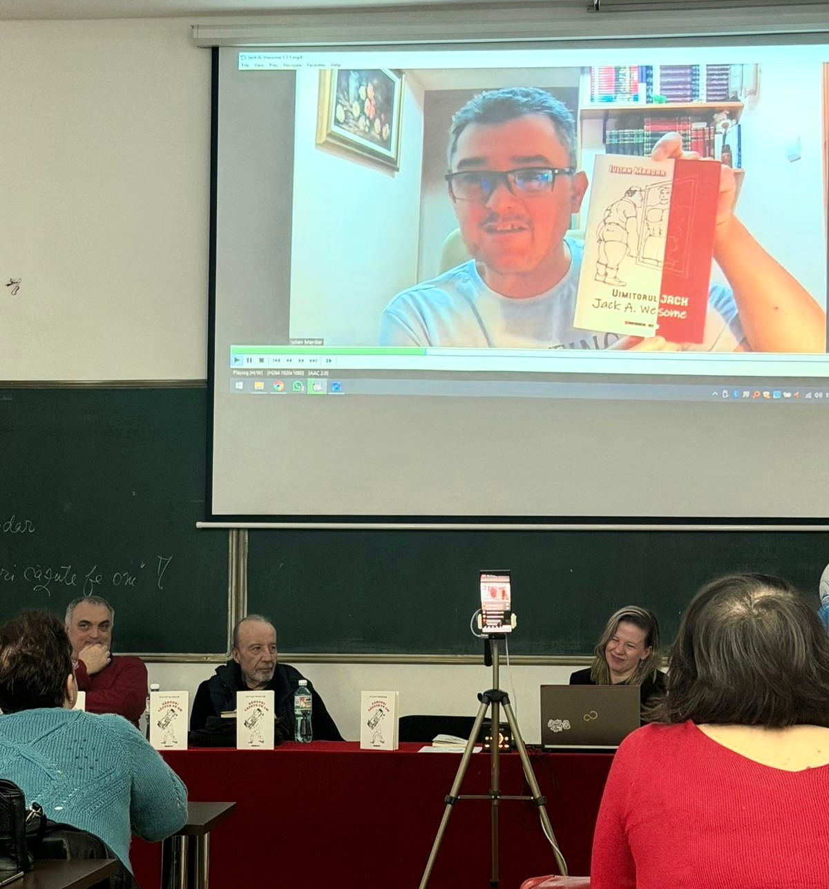 „Poetul se începe acolo unde se termină cuvintele”, la Cenaclul „Noduri şi Semne”