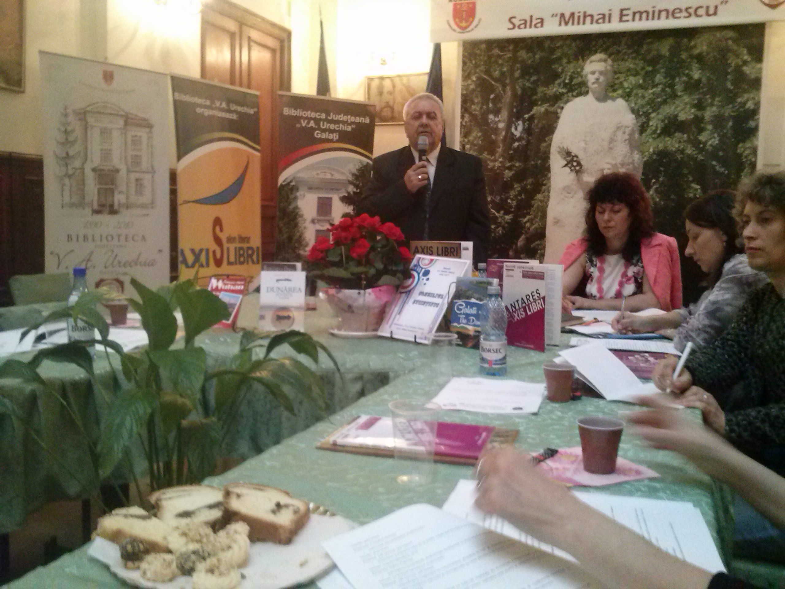 CLĂDIRILE de patrimoniu - studiu sau album?