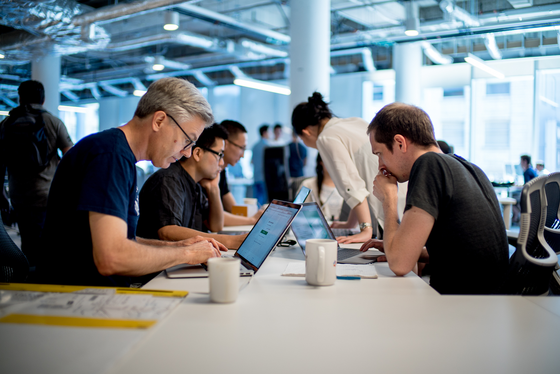 „Hackathon”, competiție studențească de inovare tehnologică