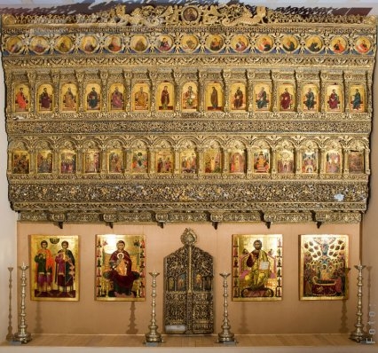 Un iconostas de o valoare inestimabilă, în paza gălăţeanului Dragoş Neamu