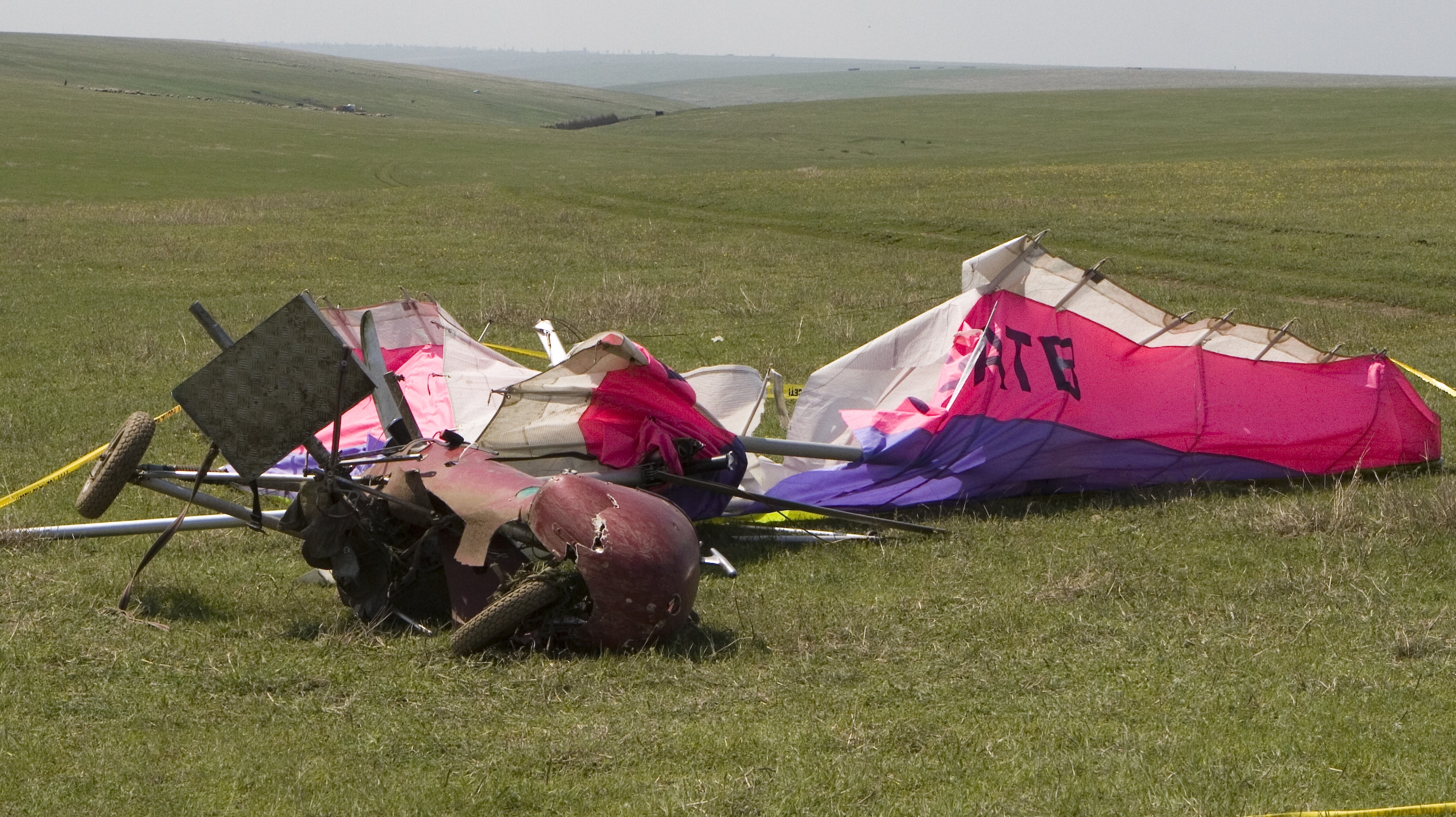 Experţii s-au pronunţat după un an - Cauzele morţii contrabandistului cu deltaplan