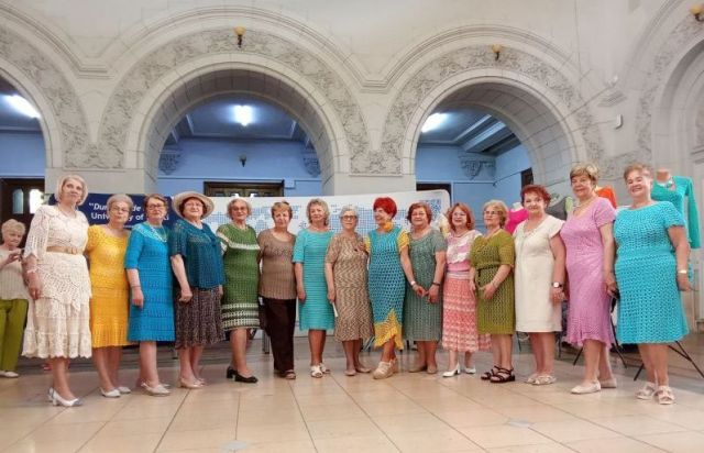 Doamnele de la „Fashion Crochet” au făcut spectacol de modă la Universitatea „Dunărea de Jos”