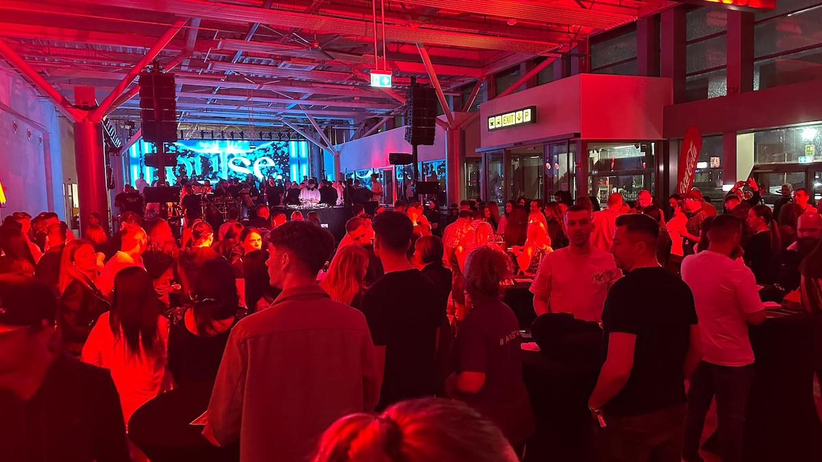 Petrecere în premieră în Aeroportul Sibiu