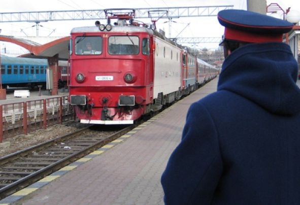 Trenuri suplimentare pe ruta Galaţi - Iaşi, de Sărbătoarea Sfintei Parascheva