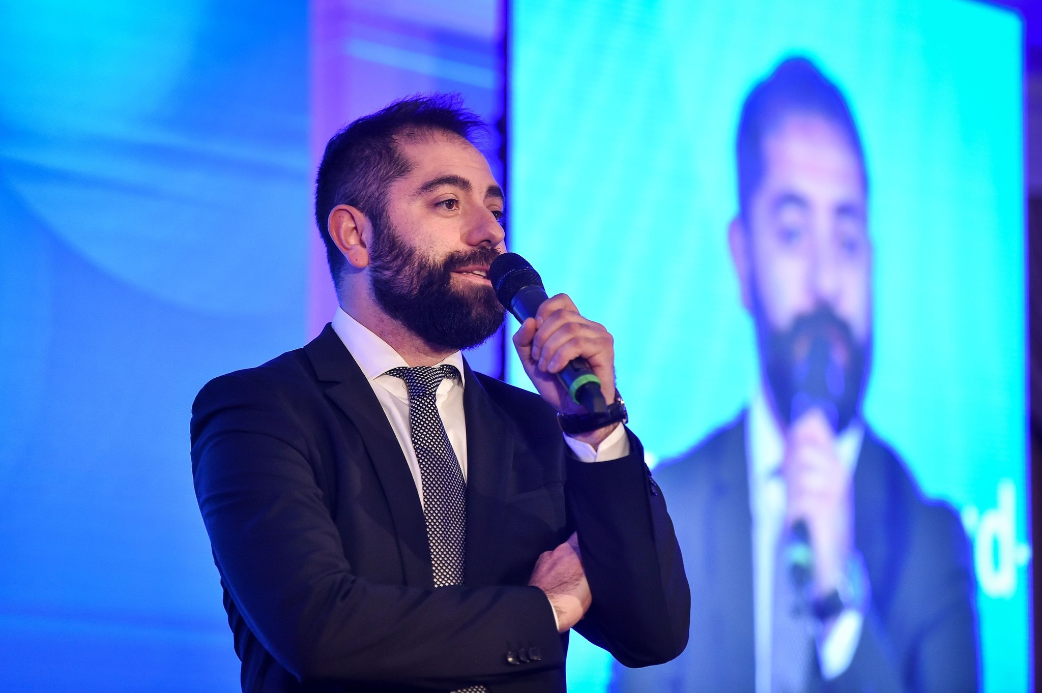 Patronate: „Marii contribuabili plătesc taxele la timp”