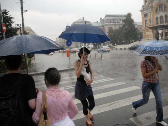 Prognoza meteo pe două săptămâni: Ce temperaturi vor fi şi cât va ploua până pe 15 octombrie