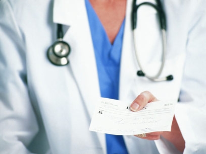 Patronii îşi vor înapoi banii pe concedii medicale