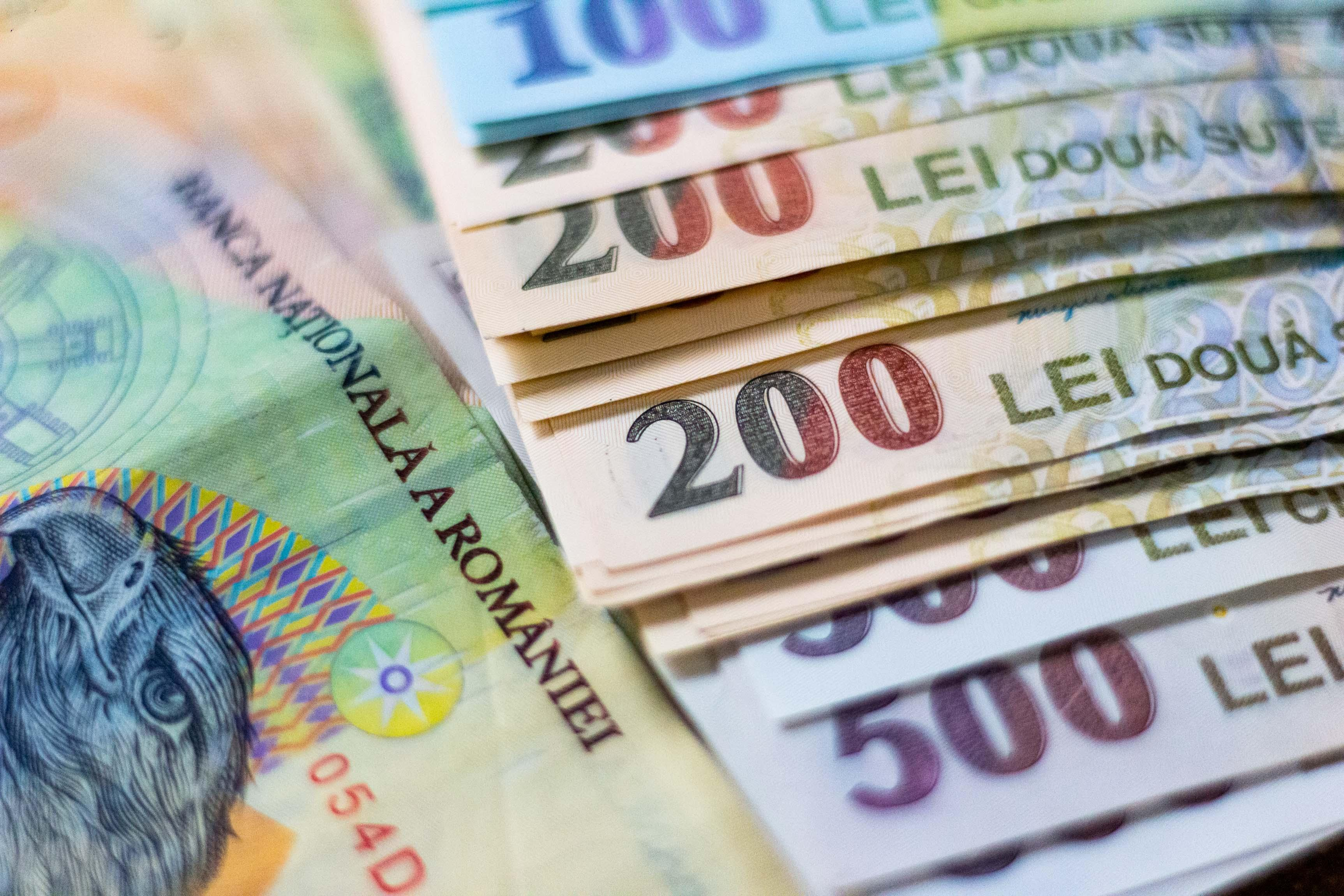 Multe contracte, majorate sau prelungite de autorităţi. Surprize pe banii şi timpul gălăţenilor