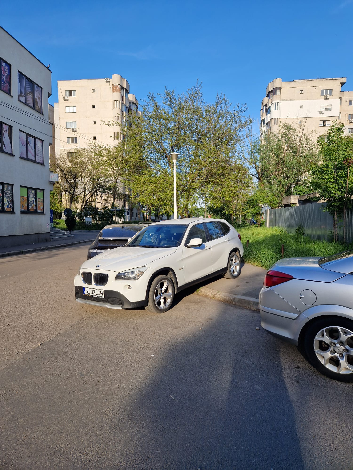 Poza zilei. Nu-i parcare, inventăm!