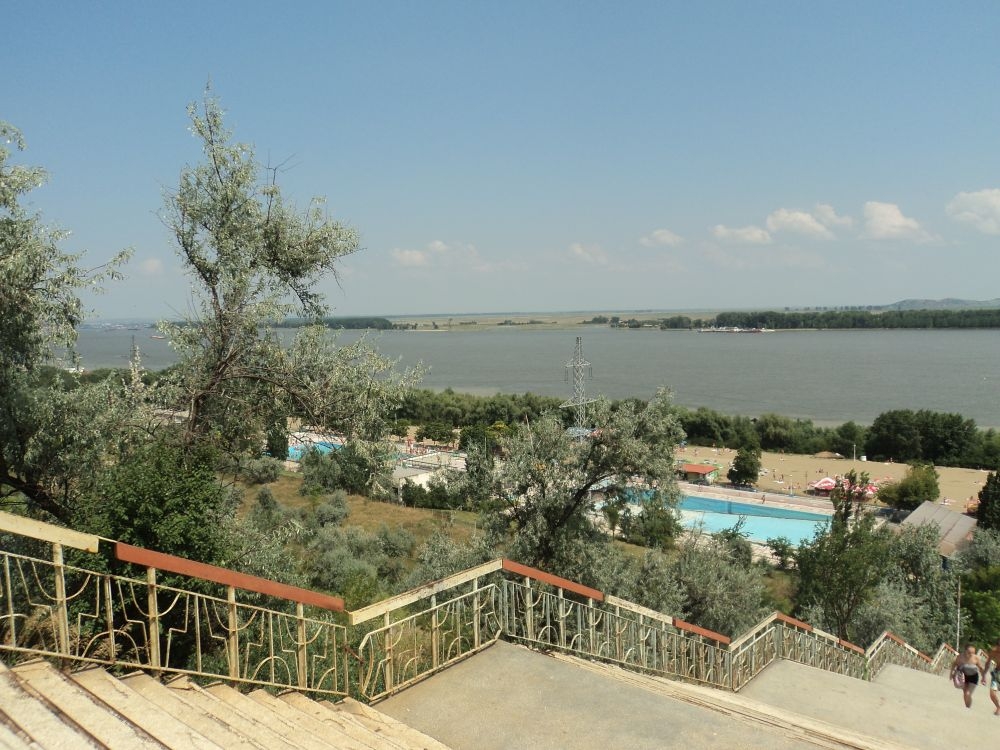 CÂT va COSTA intrarea la PLAJA ”Dunărea” din Galați