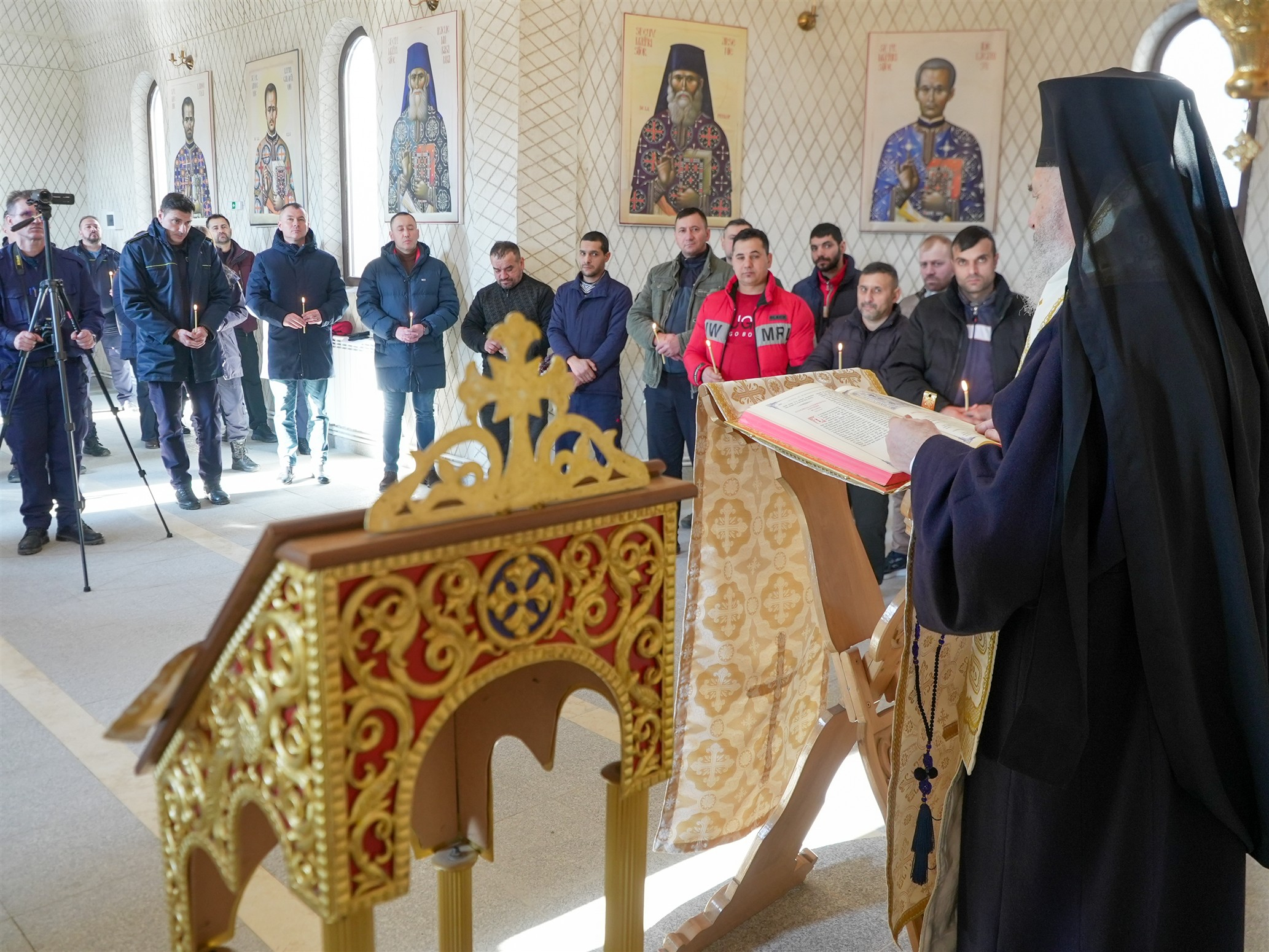 Rugăciune şi binecuvântare la Penitenciarul Galaţi