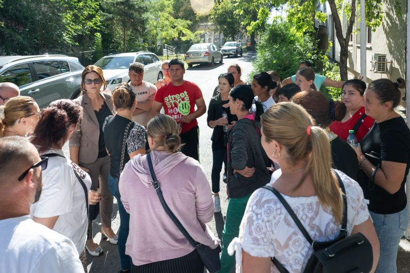 Ziua şi scandalul, la Inspectoratul Şcolar Galaţi. Şcoală abia renovată, dar fără forme legale de funcționare