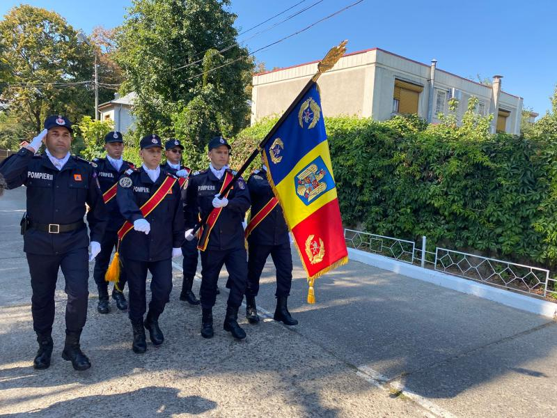 Porți deschise pentru toți, în weekend, la pompieri