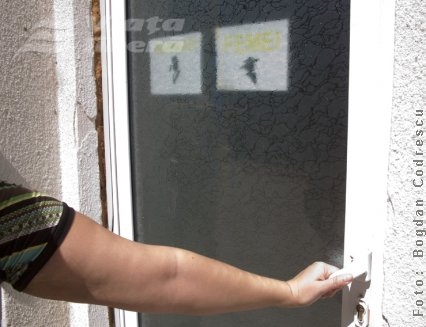 Program redus la WC-ul public 