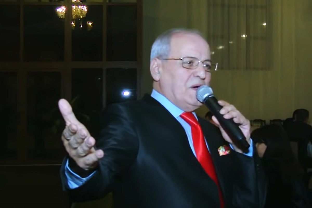 Ni se stinge o lume…