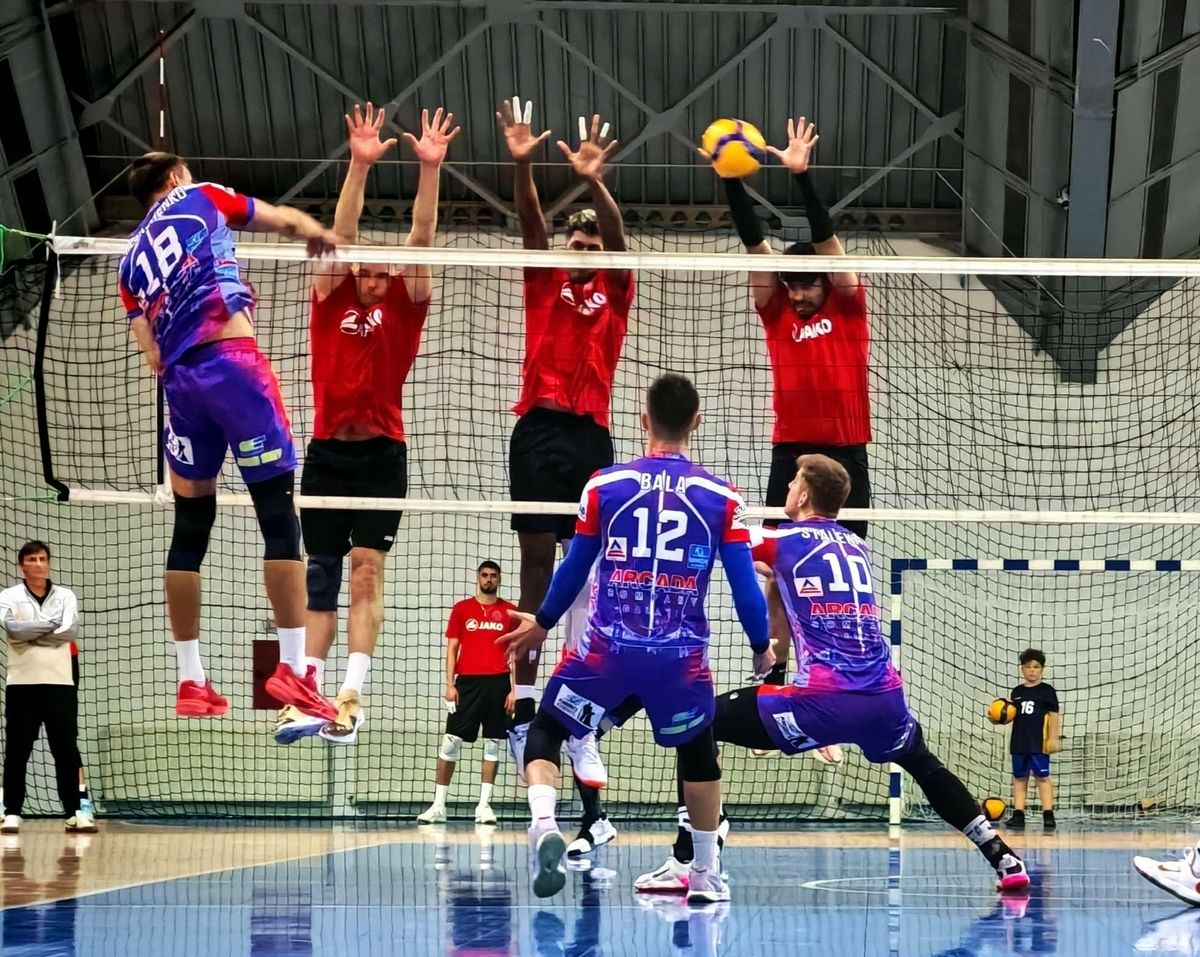 Weekend dominat de volei