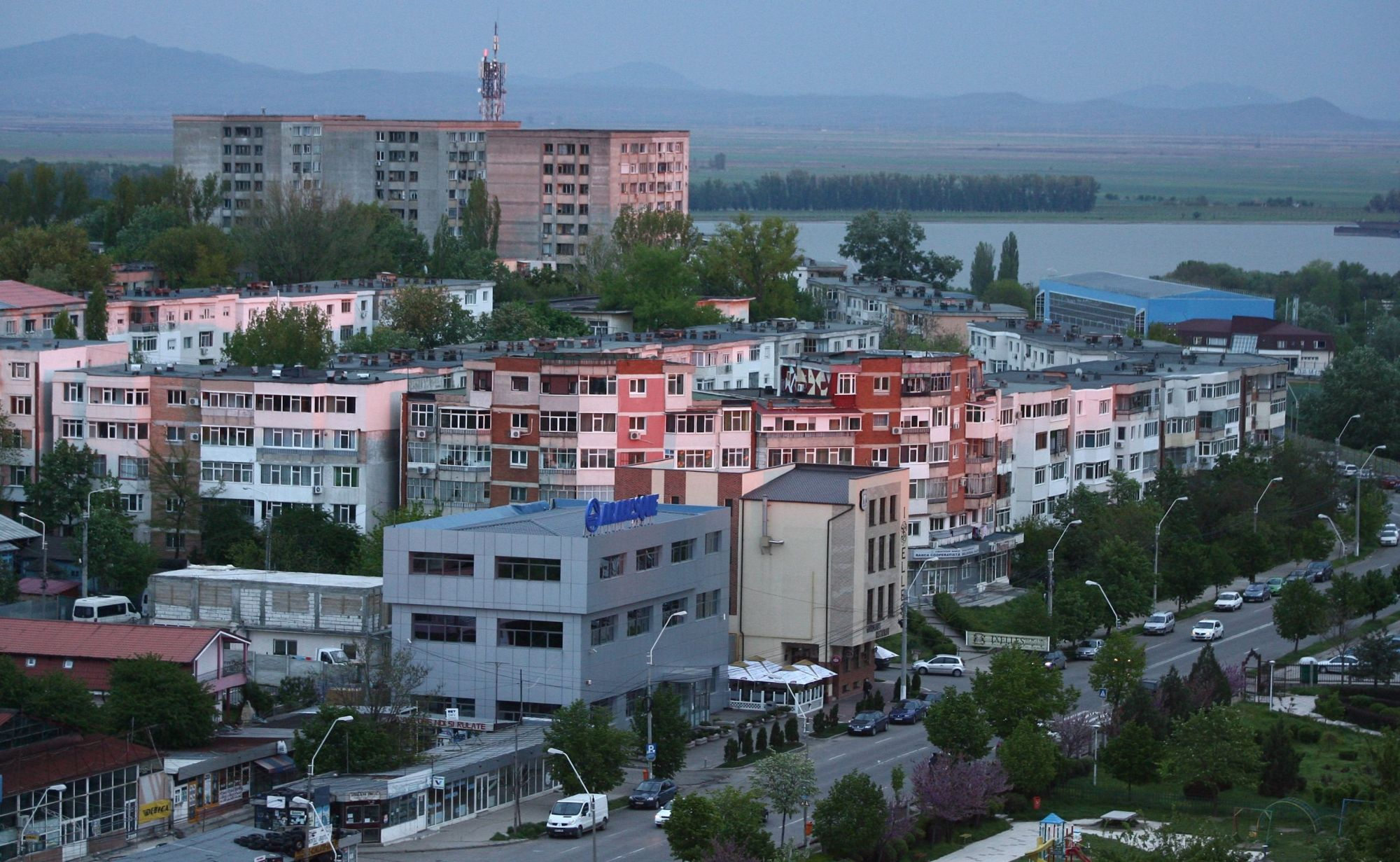 Galațiul nu face casă bună cu locuințele noi. Piața construcțiilor rezidențiale, în declin