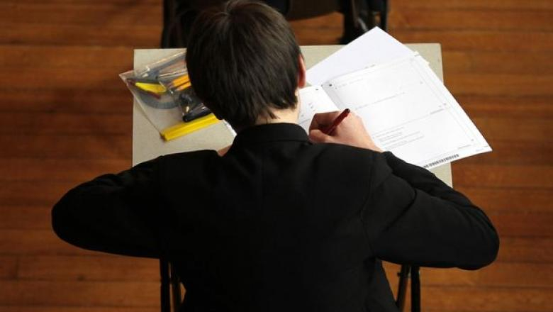 EXAMENE: S-a publicat setul al patrulea de teste pentru Bacalaureat şi Evaluare Naţională