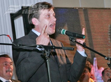 Şefii PNL, în turneu electoral la Galaţi