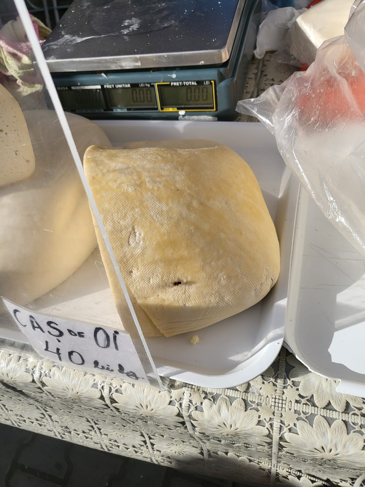 Sancțiuni pentru comercianții de la „Păpădie”