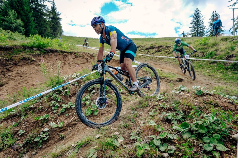 Ciclism montan. Gălățeanul Marius Ionașcu, dublu campion național