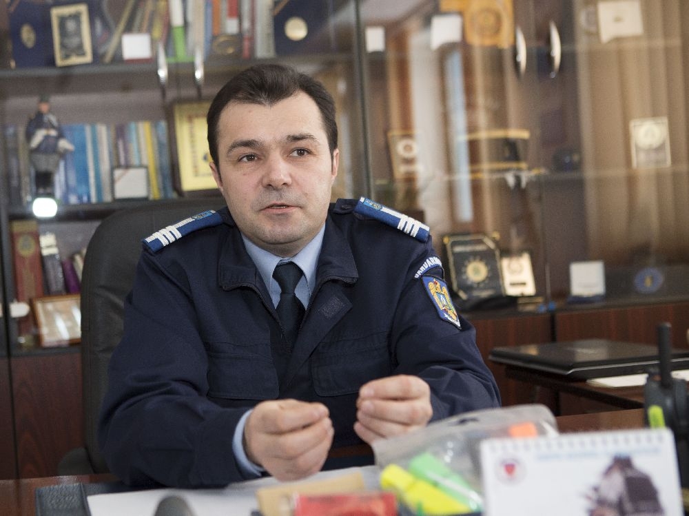 Interviu cu şeful Jandarmeriei Galaţi: "Nu au fost violenţe în Galaţi pentru că am vorbit cu oamenii!" 