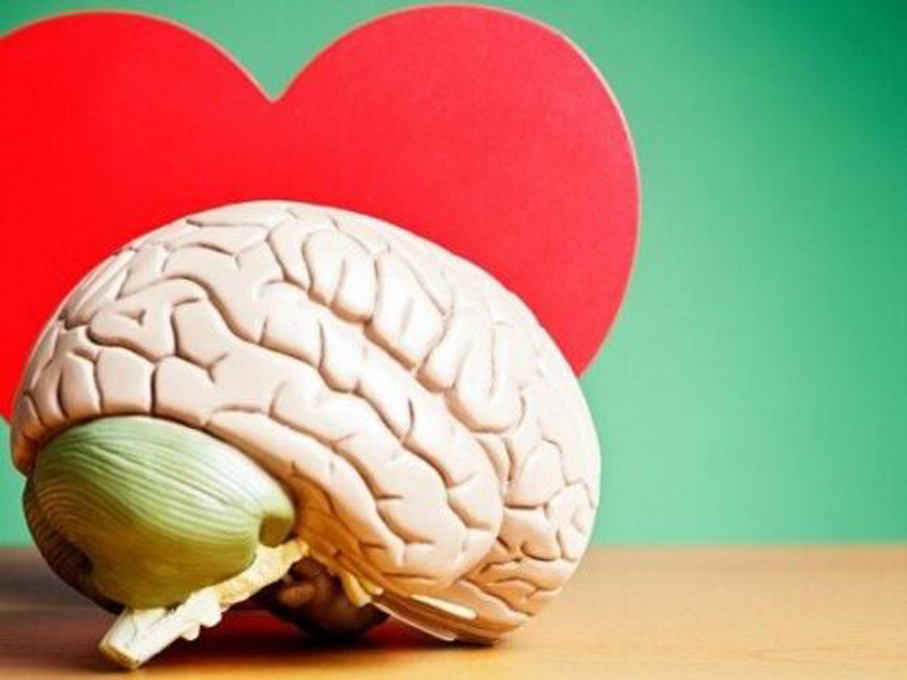 „Hormonul dragostei“ reduce intensitatea durerii