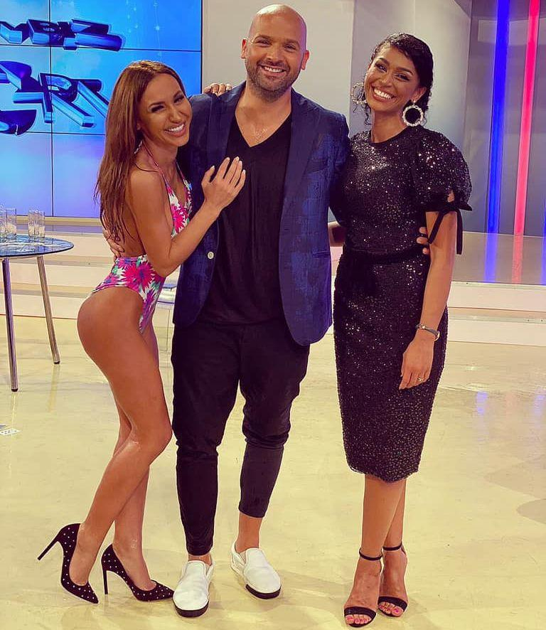 Păcălici pe dezbrăcate