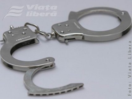 Arest preventiv pentru încă 30 de zile