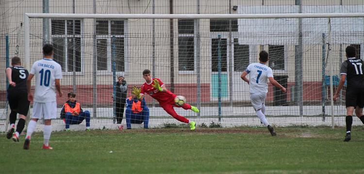 Oțelul - din nou pe val, ACSU și Sporting - încă în derivă