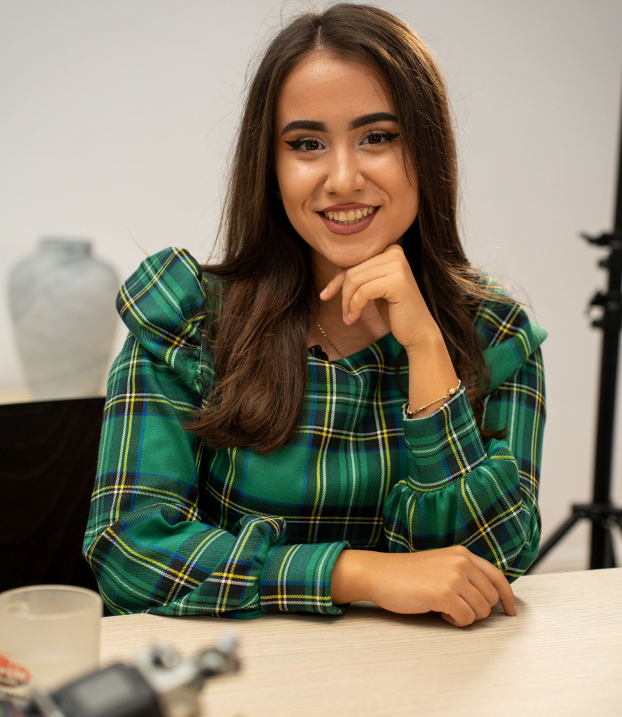 Alexia Mocăniță, prima admisă la Actorie și Canto la Universitatea „Dunărea de Jos”