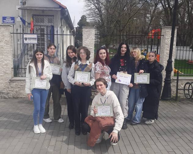 A plouat cu premii şi menţiuni pentru Liceul de Artă din Galaţi la etapele naţionale ale olimpiadelor