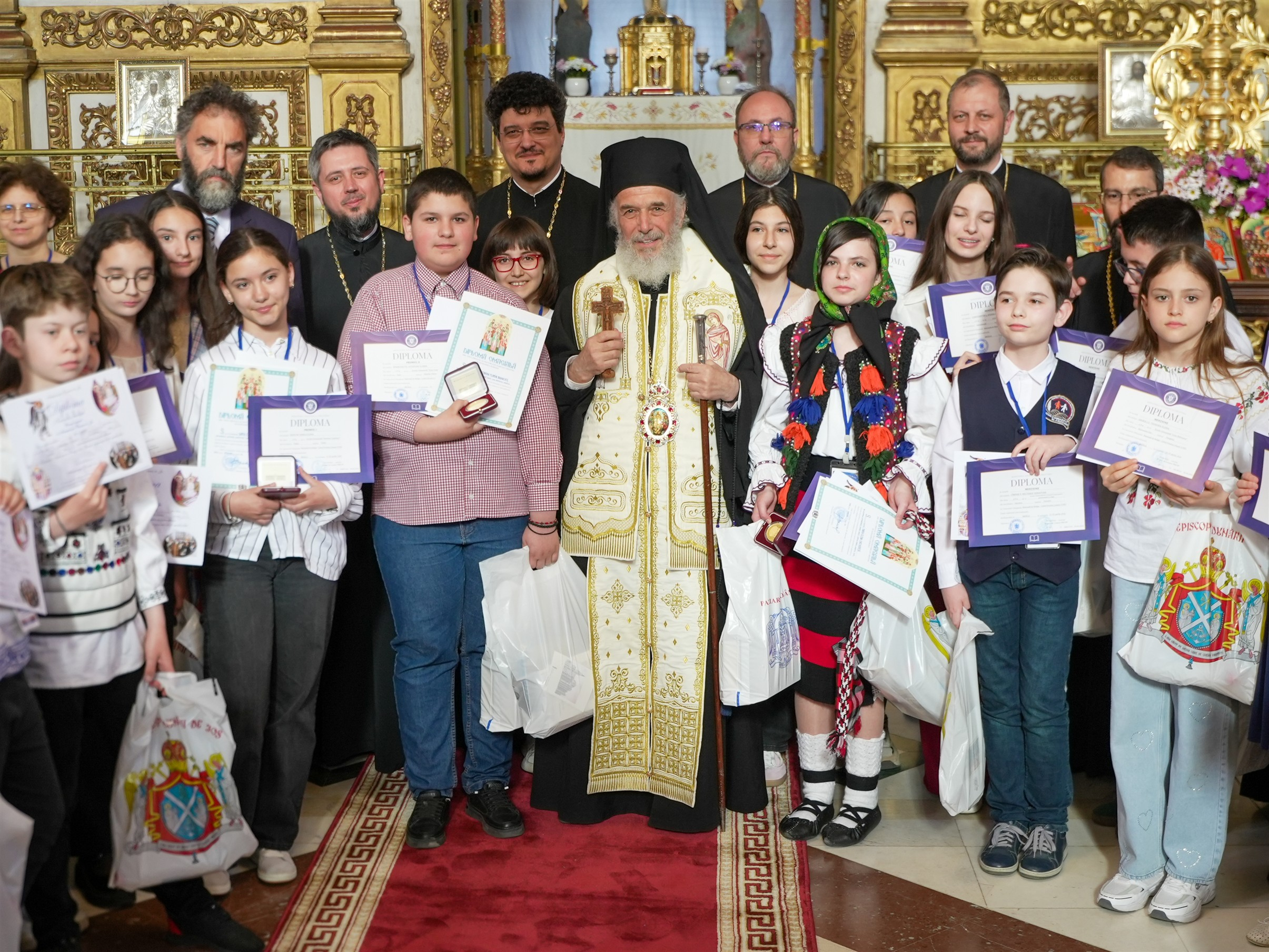Festivitatea de premiere a elevilor olimpici la Religie