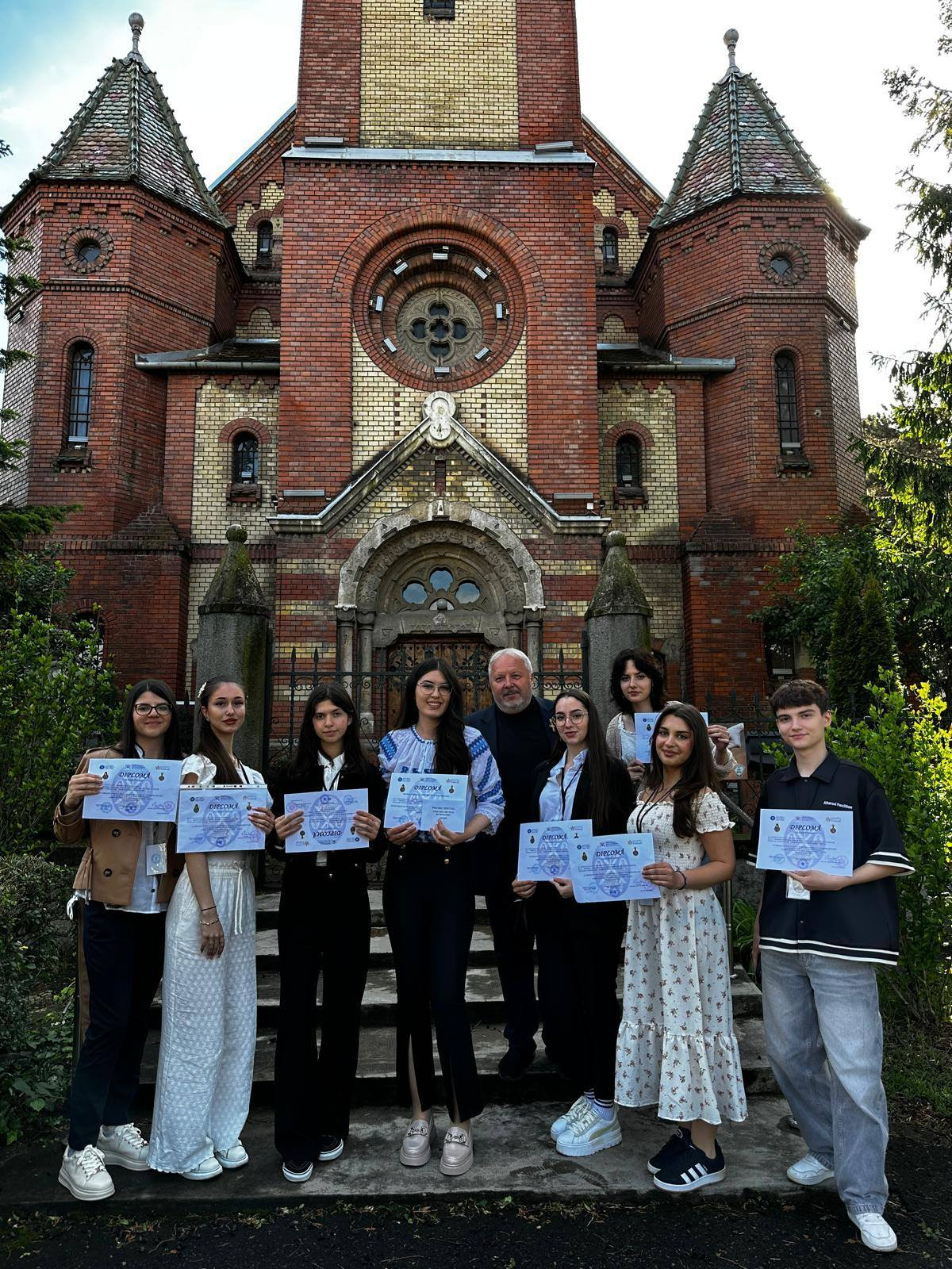 Premii pentru gălăţeni la Olimpiada Naţională de Cultură şi Spiritualitate Românească