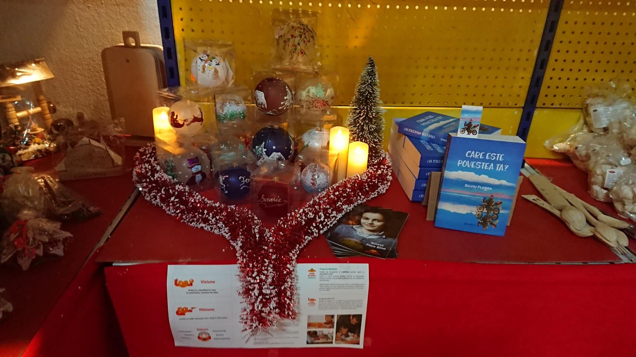 Daruri de Crăciun din ”Inimă de Copil”. Globuri pictate la Galaţi, vândute la Luxemburg
