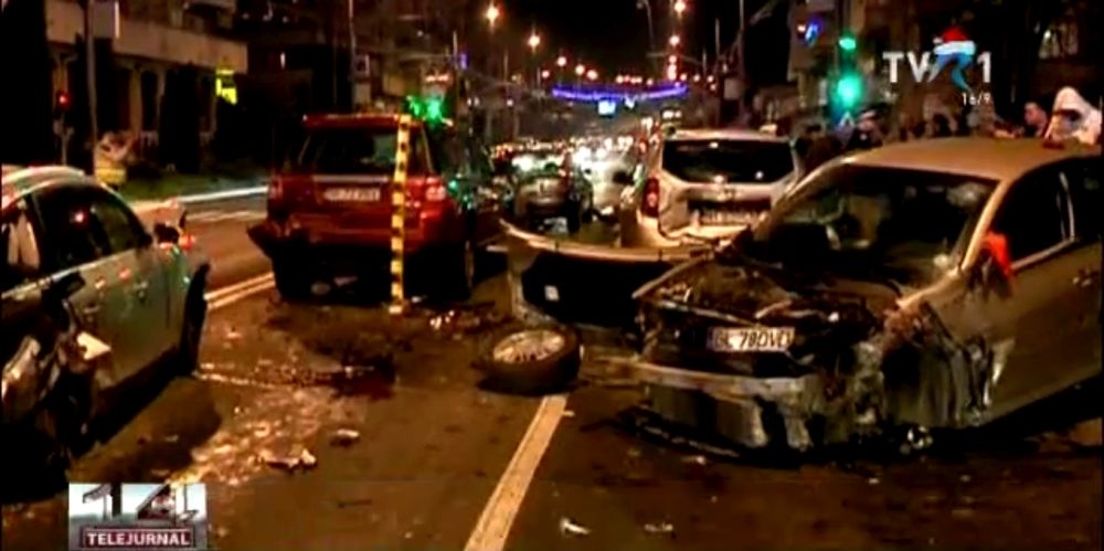 CARAMBOL la Piatra Neamţ provocat de un ŞOFER BEAT ce conducea o maşină înmatriculată în GALAŢI