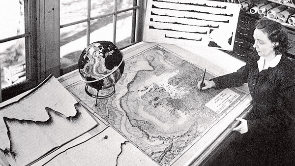 Uitate, deşi au REVOLUŢIONAT diferite ramuri ştiinţifice: Trei femei care au SCHIMBAT LUMEA