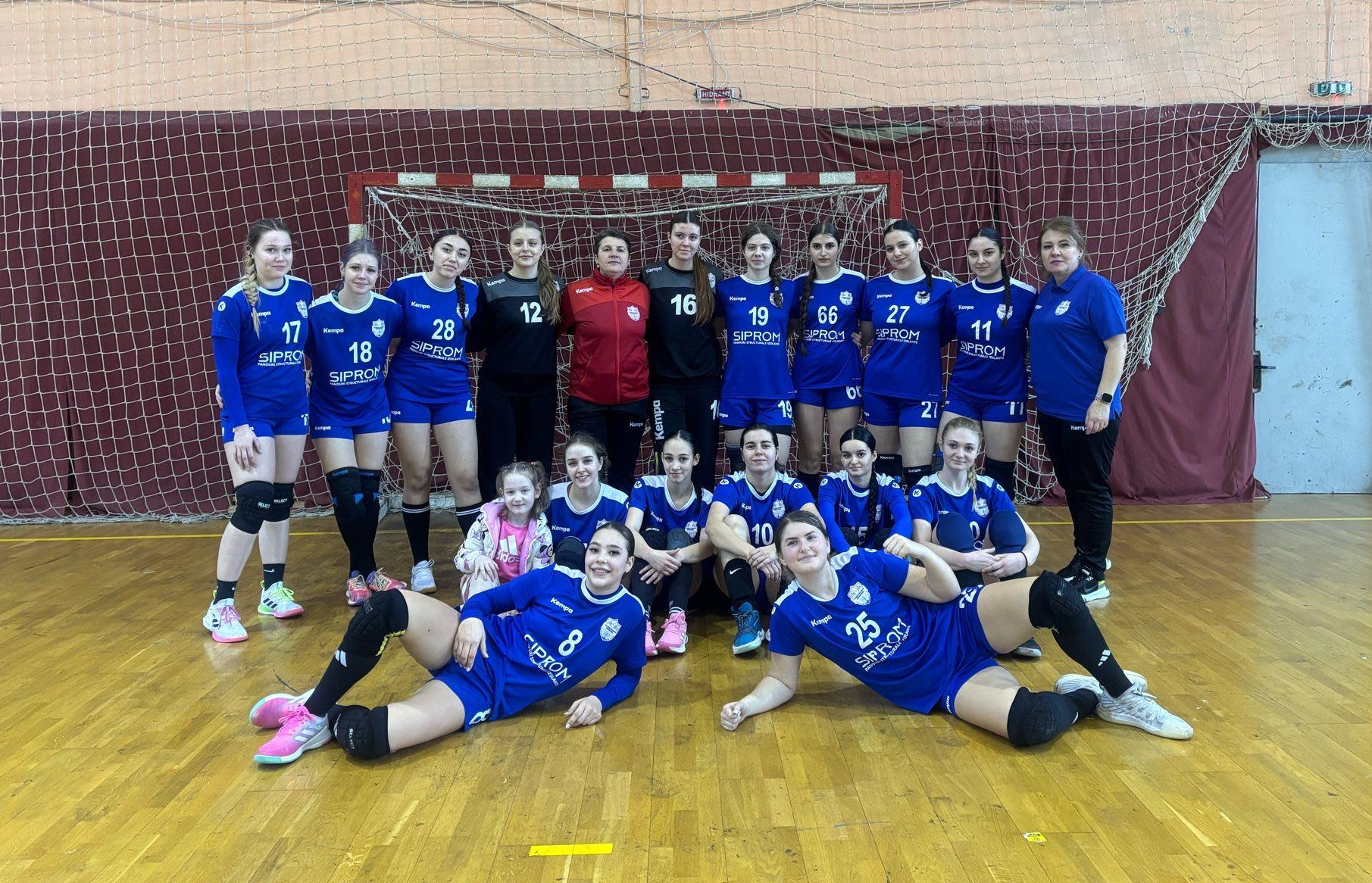 Turneu semifinal la handbal junioare. Ştiri din sportul gălățean
