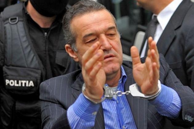 Gigi Becali şi-a pierdut calitatea de parlamentar al României 