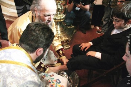 Ne-am îmbrăcat cu haina smereniei