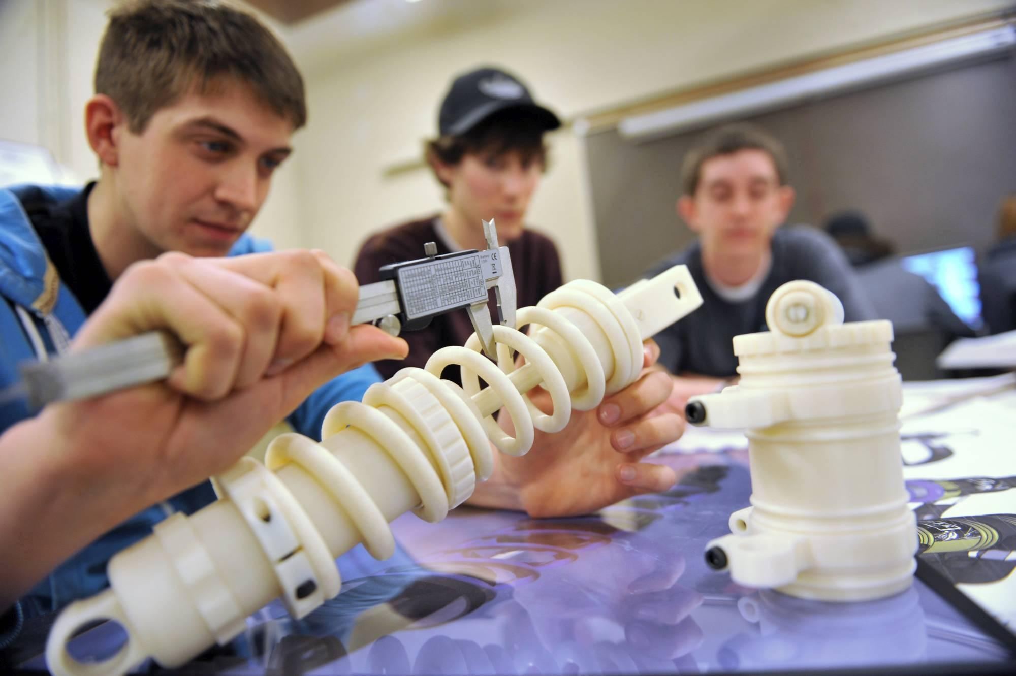 La Galaţi, s-au redus clase de la liceu în favoarea profesionalelor