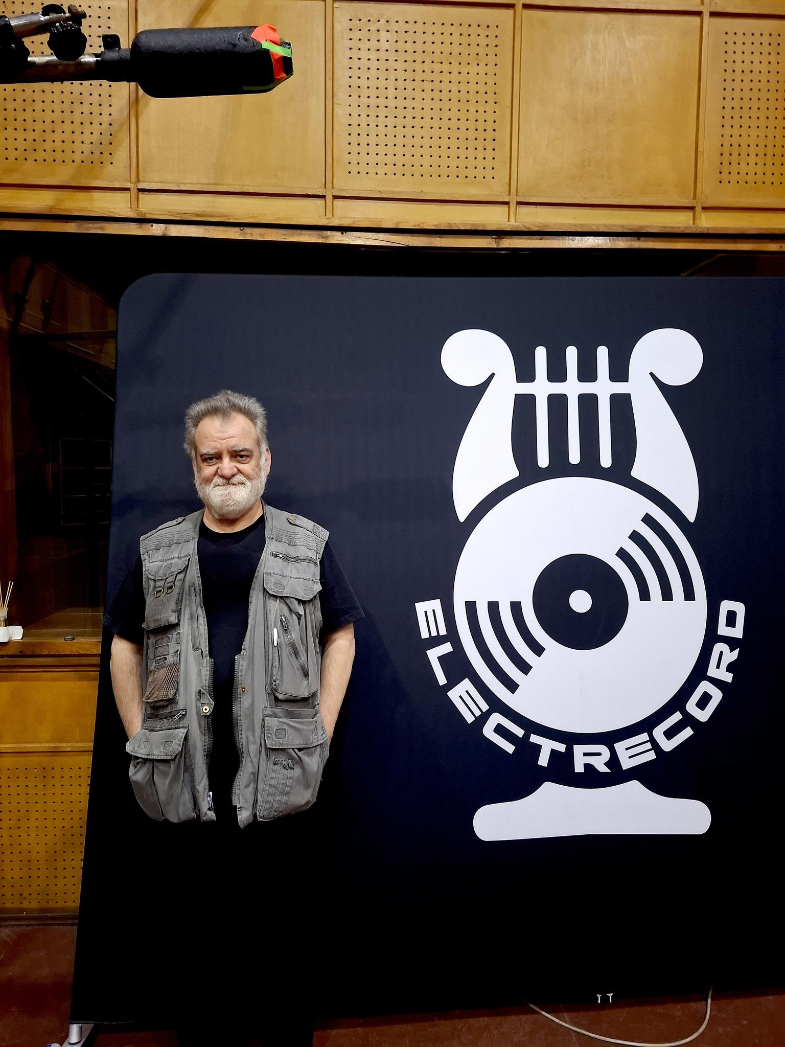 Alexandru Andrieş îşi începe turneul naţional din Galaţi