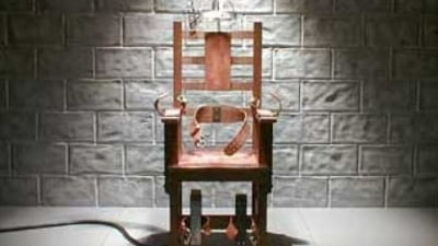 Un nutriționist din Covasna are scaun electric regulat