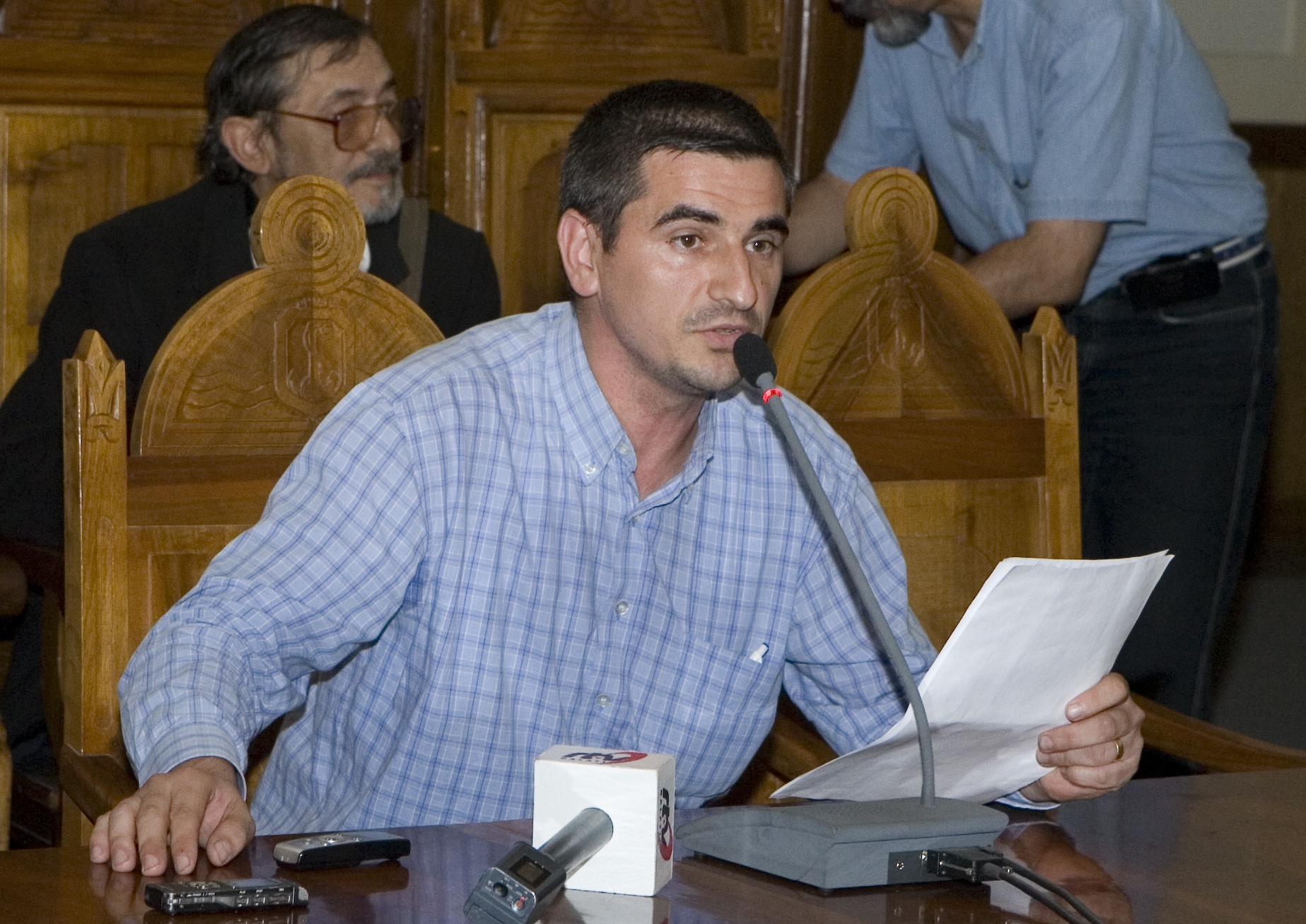 Directorul Florin Melinte, reclamat pentru abuzuri