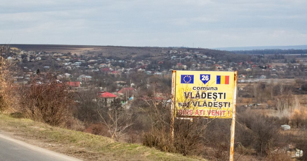 Vlădeşti, un colţ de rai care moare văzând cu ochii (FOTO)