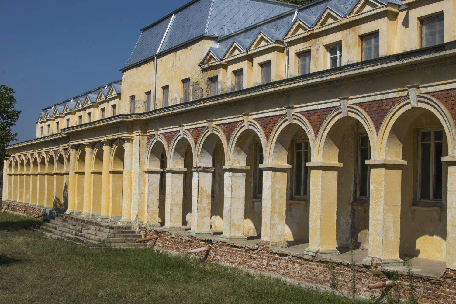 Palatul Chrissoveloni trebuie să îşi regăsească rostul!