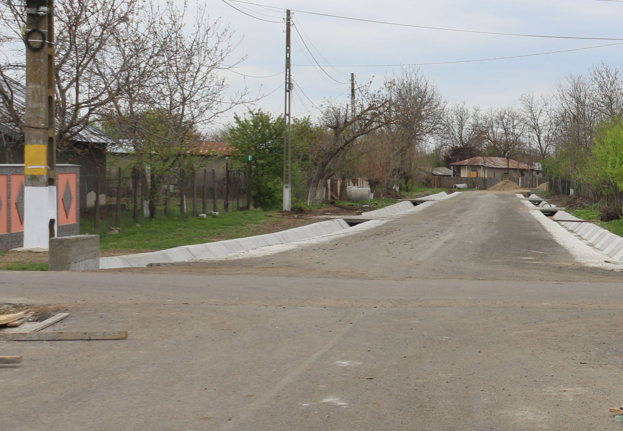 Trei sate şi o singură realitate. Comuna gălățeană care rămâne fără oameni (FOTO)