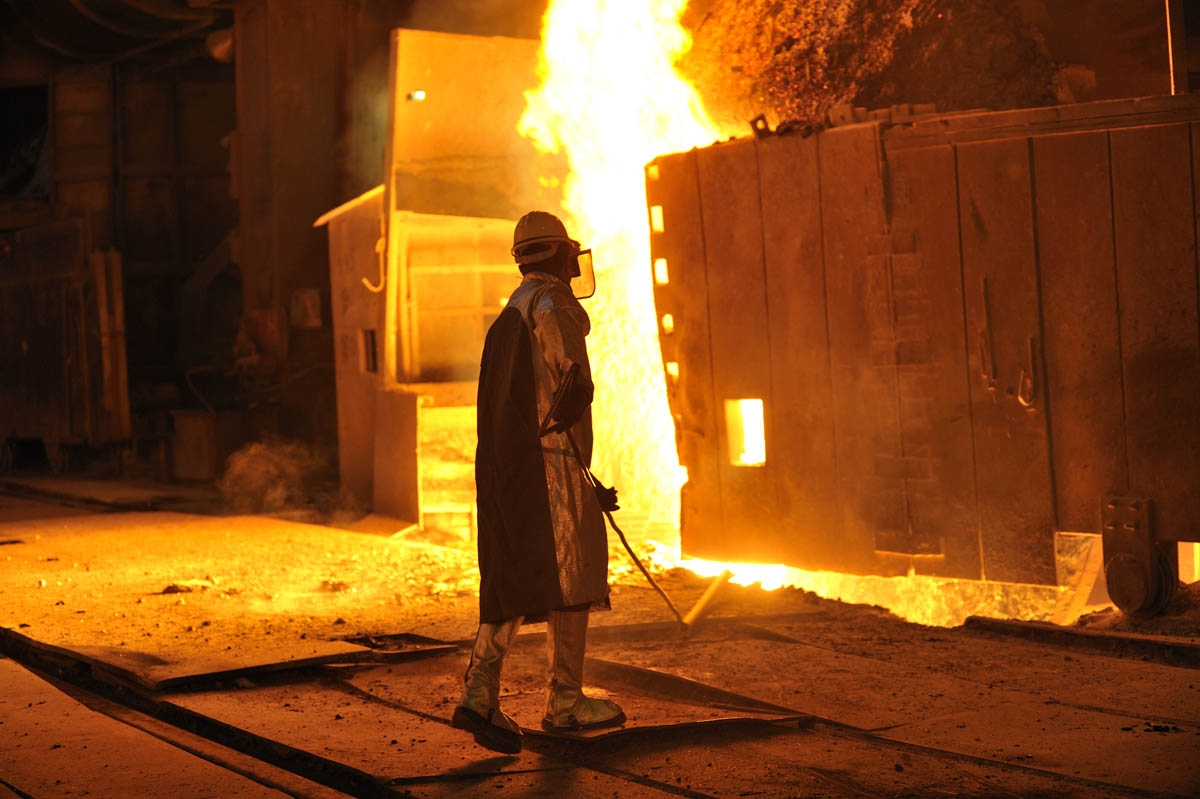 O nouă schemă de PLECĂRI voluntare din COMBINAT