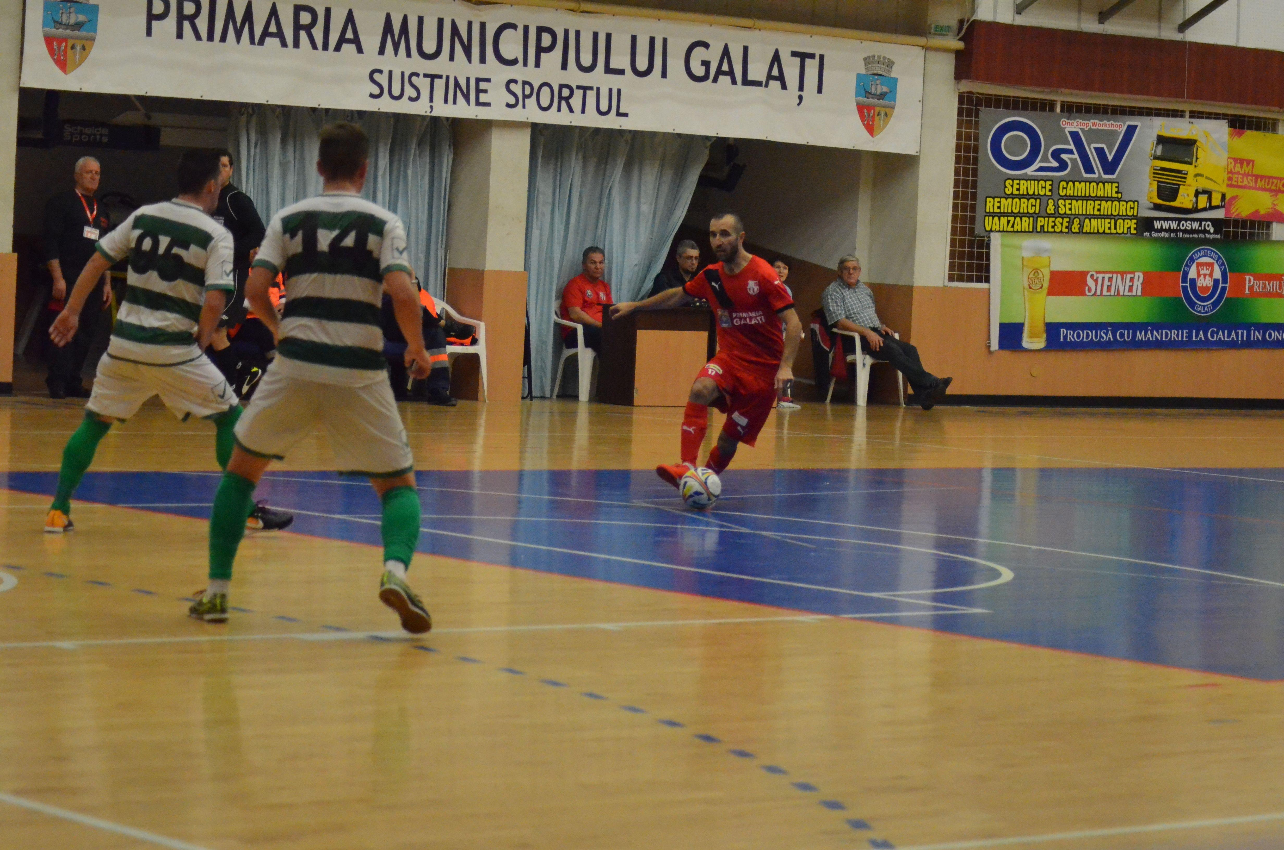 United, antrenament cu public, la Galați