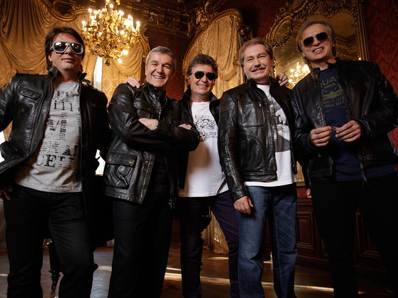 Holograf concertează la Casa de Cultură